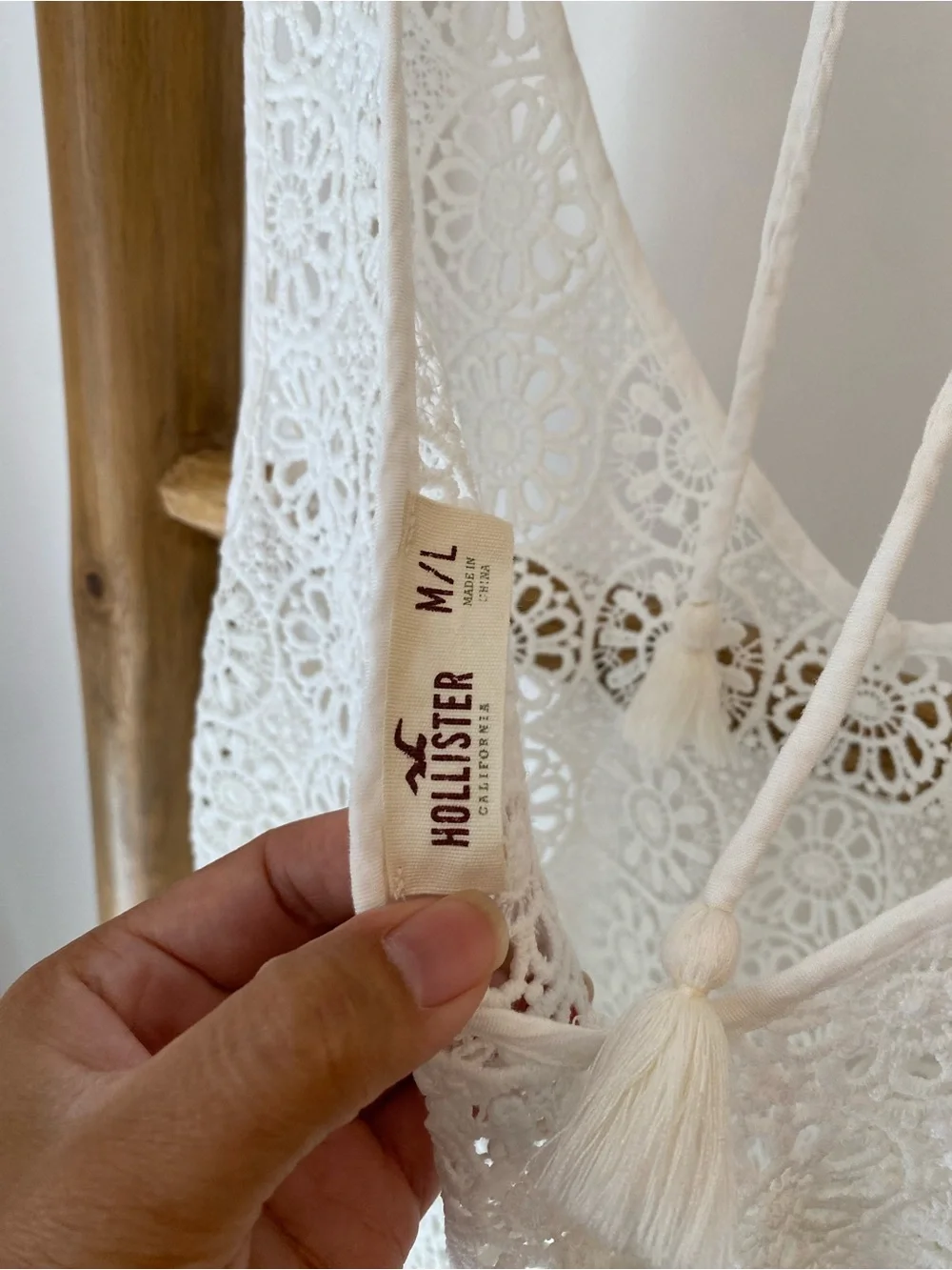 Hollister crochet knit